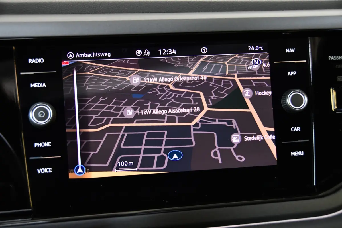 1.5 R-Line Schuifkanteldak, Apple Carplay