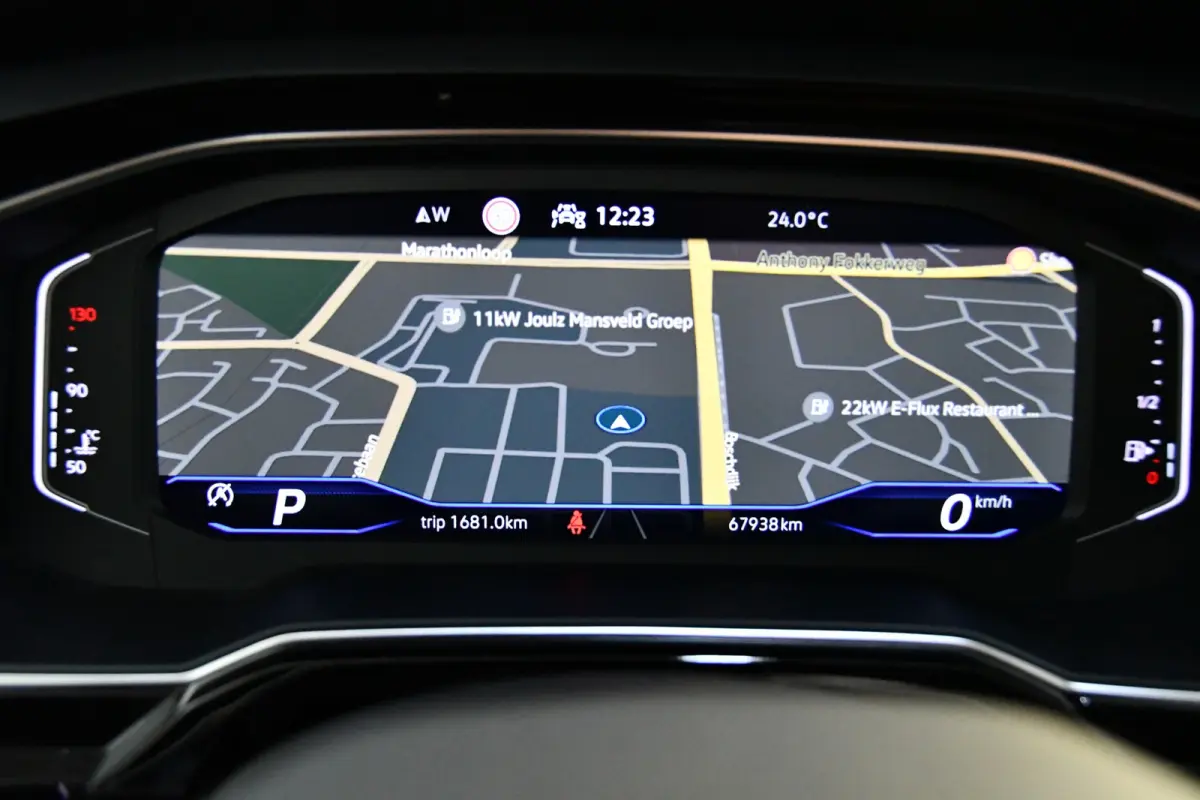 1.5 R-Line Schuifkanteldak, Apple Carplay