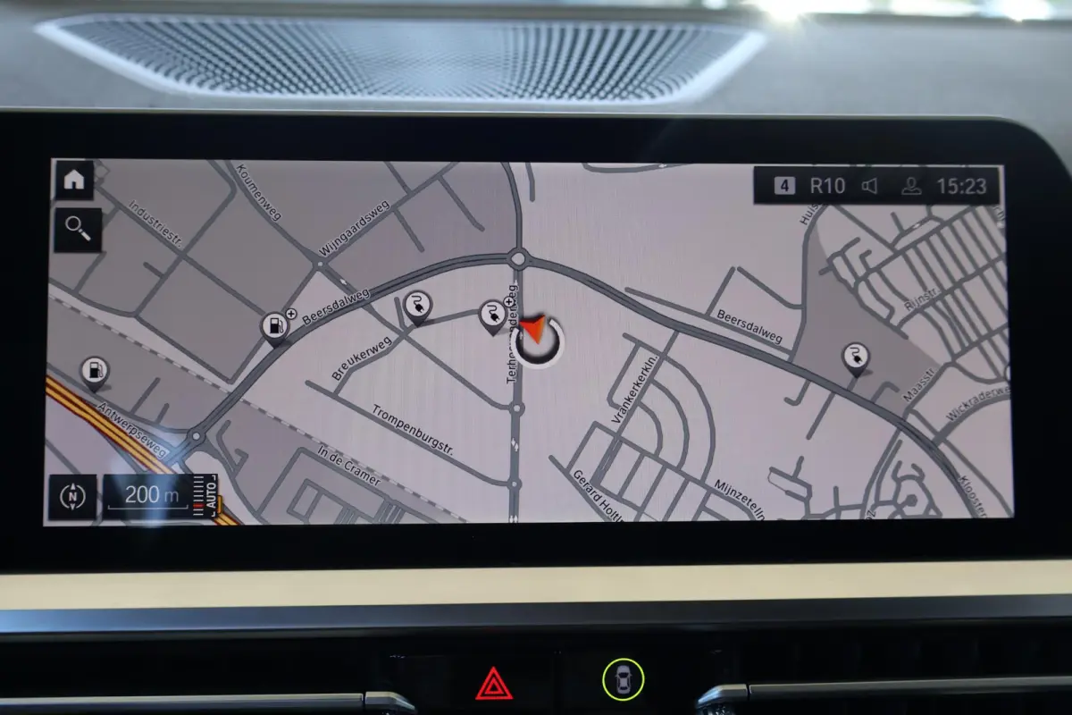 330e High Executive | Driving Assistant Professional | Harman Kardon