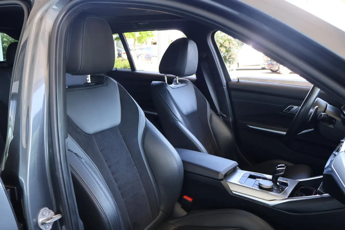 330e High Executive | Driving Assistant Professional | Harman Kardon