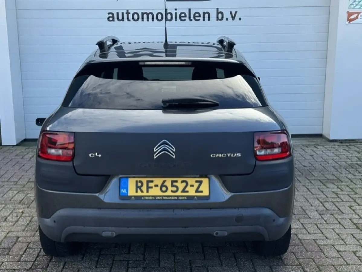 1.2 Feel - Dealer onderhouden - LED - Navi