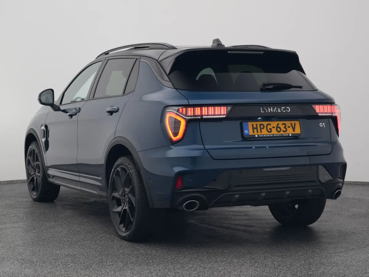 1.5 Plug-in Hybrid | 360° | ZWARTE HEMEL | STUURVERWARMING | NLD AUTO