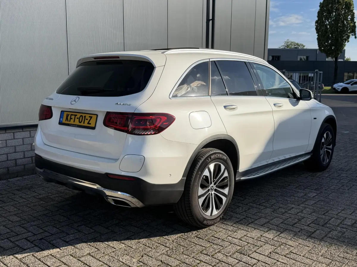4MATIC Premium 18"/Panoramadak/Burmester/Leder/Head-up/Keyless/Stoelverwarming v+a/Matrix LED/360 camera/Apple Carplay & Android Auto