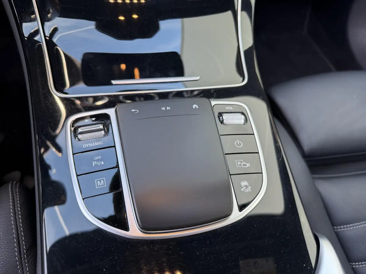 4MATIC Premium 18"/Panoramadak/Burmester/Leder/Head-up/Keyless/Stoelverwarming v+a/Matrix LED/360 camera/Apple Carplay & Android Auto