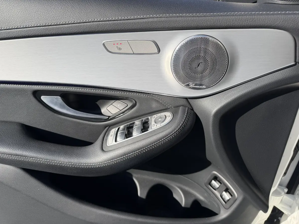 4MATIC Premium 18"/Panoramadak/Burmester/Leder/Head-up/Keyless/Stoelverwarming v+a/Matrix LED/360 camera/Apple Carplay & Android Auto