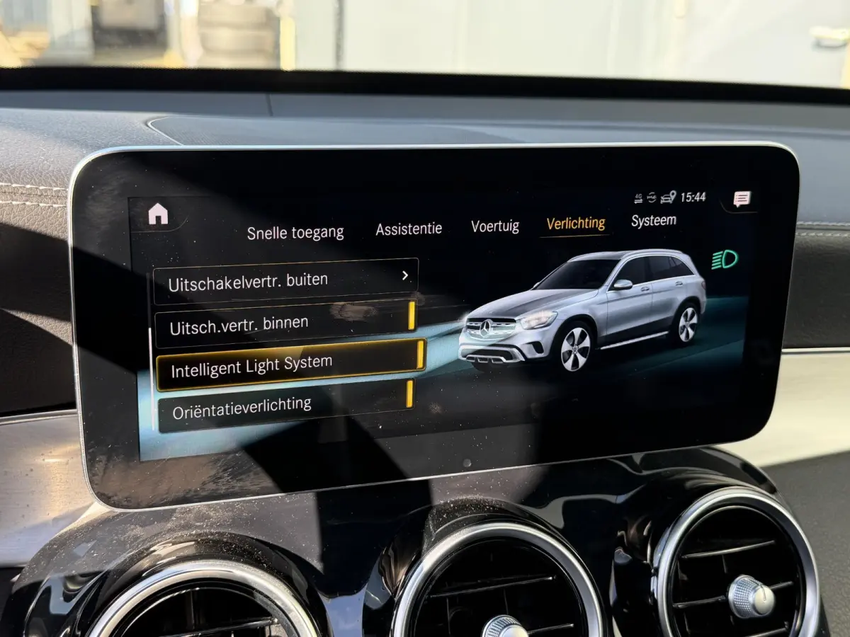 4MATIC Premium 18"/Panoramadak/Burmester/Leder/Head-up/Keyless/Stoelverwarming v+a/Matrix LED/360 camera/Apple Carplay & Android Auto