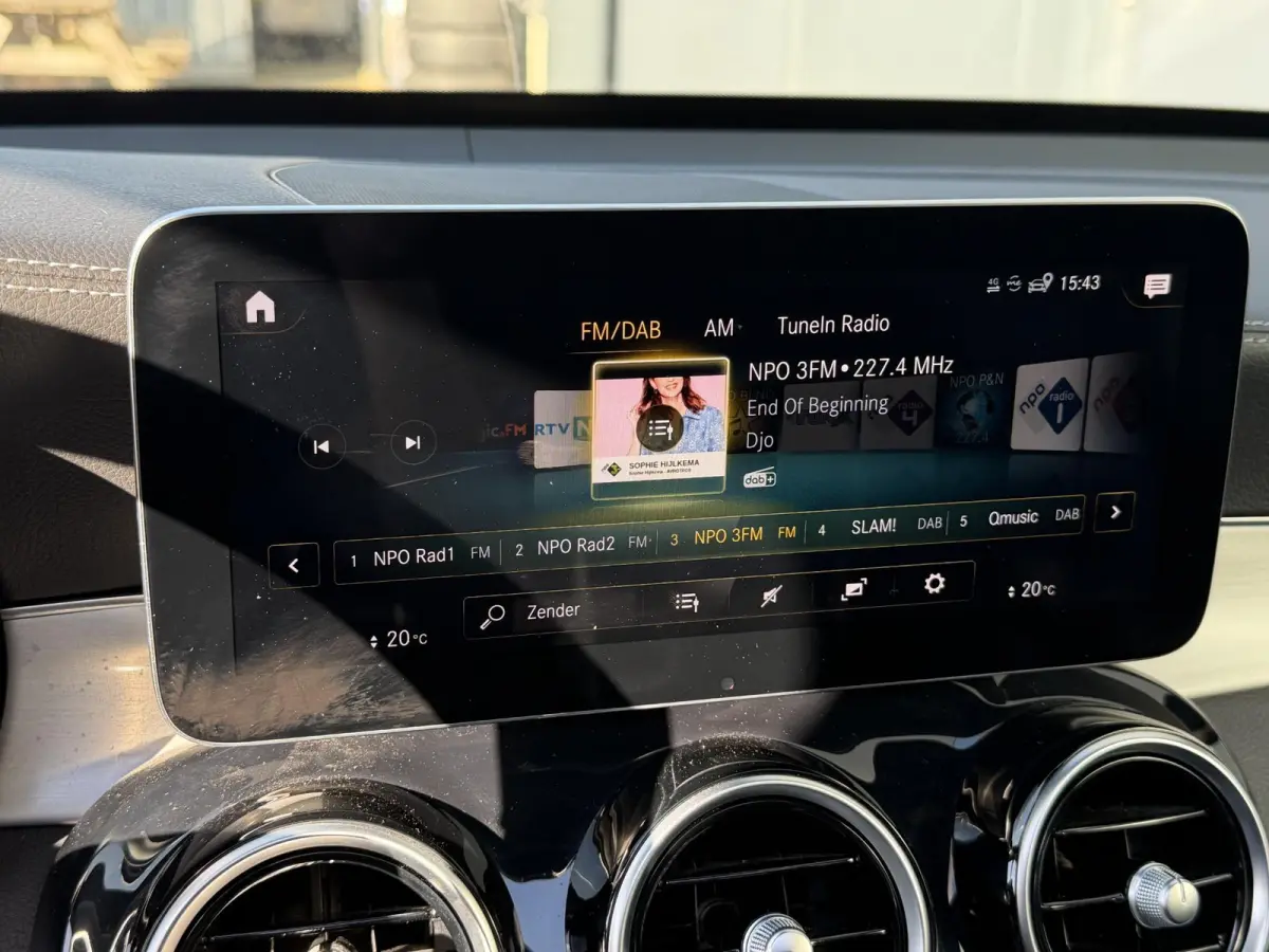 4MATIC Premium 18"/Panoramadak/Burmester/Leder/Head-up/Keyless/Stoelverwarming v+a/Matrix LED/360 camera/Apple Carplay & Android Auto