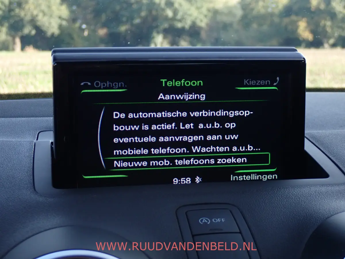 1.0TFSI 5-DEURS // AIRCO / CRUISE / BLUETOOTH