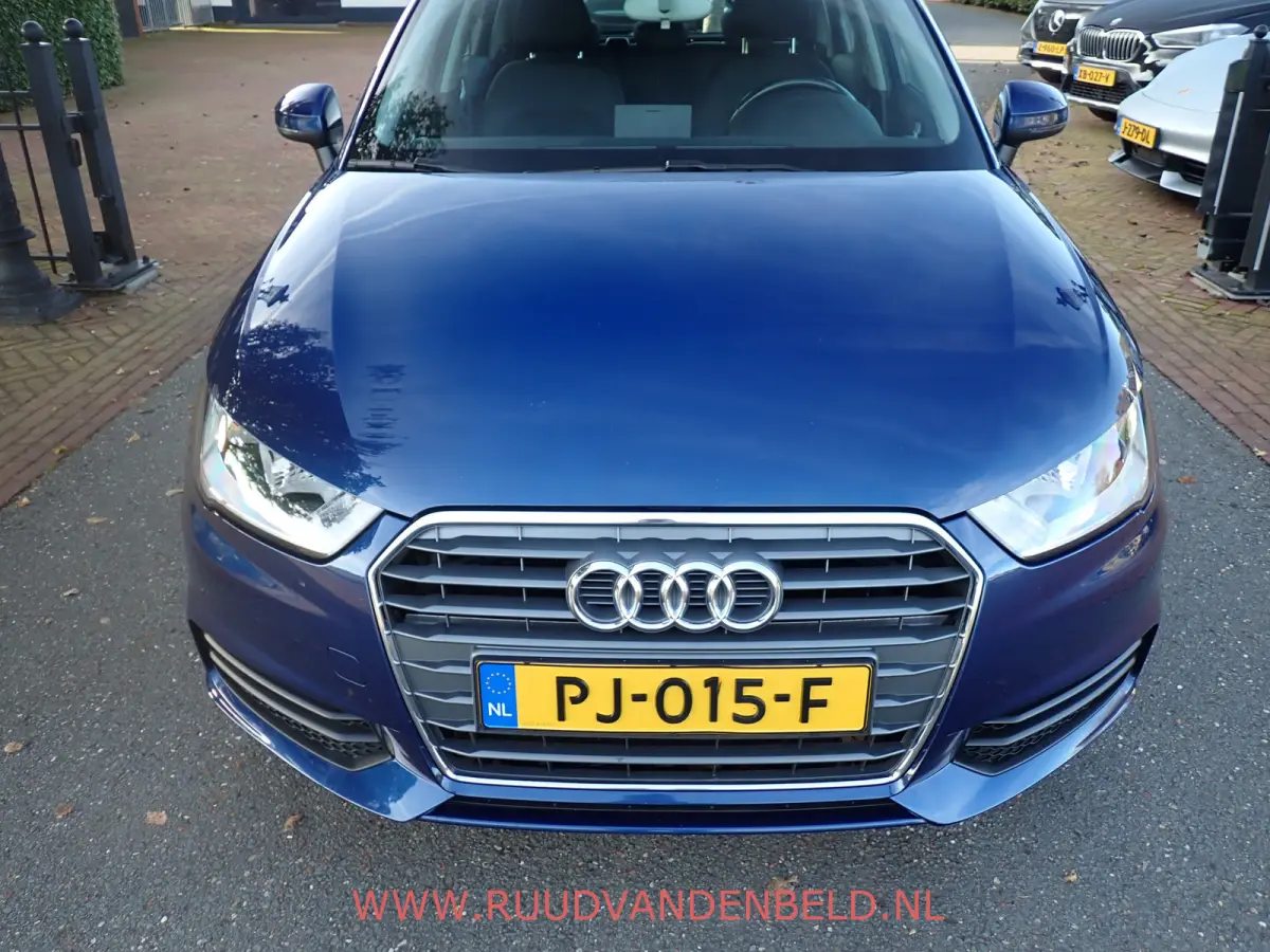 1.0TFSI 5-DEURS // AIRCO / CRUISE / BLUETOOTH