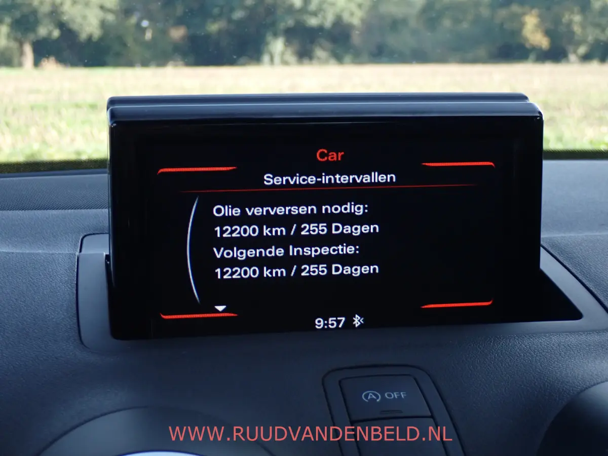 1.0TFSI 5-DEURS // AIRCO / CRUISE / BLUETOOTH