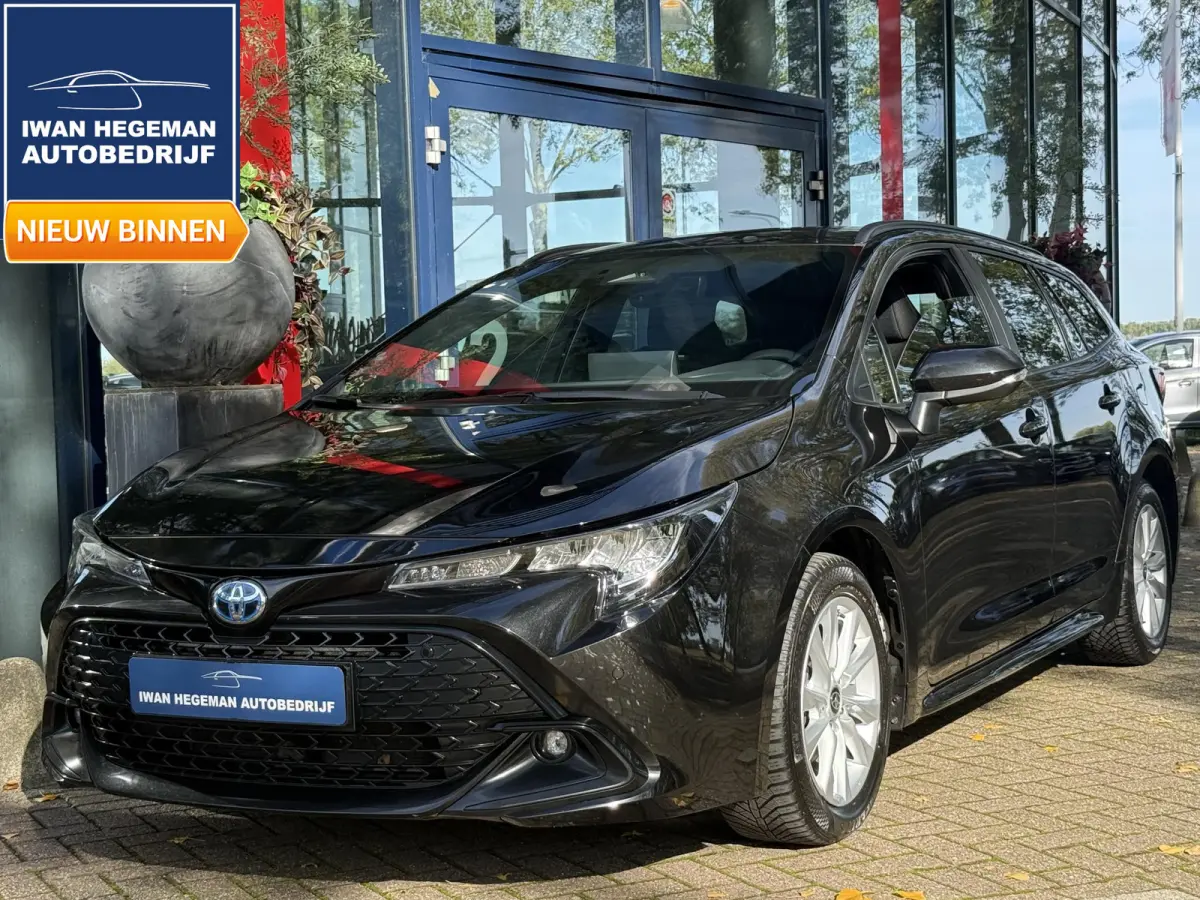 1.8 Hybrid | PDC + Camera|Climate control |Stoelverwarming | LM Velgen | Apple Carplay/Android Auto |