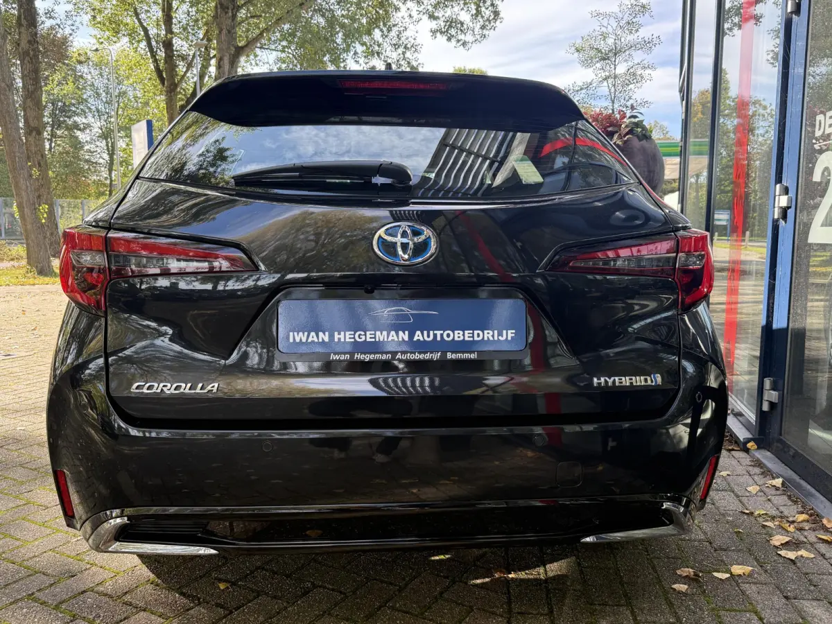 1.8 Hybrid | PDC + Camera|Climate control |Stoelverwarming | LM Velgen | Apple Carplay/Android Auto |