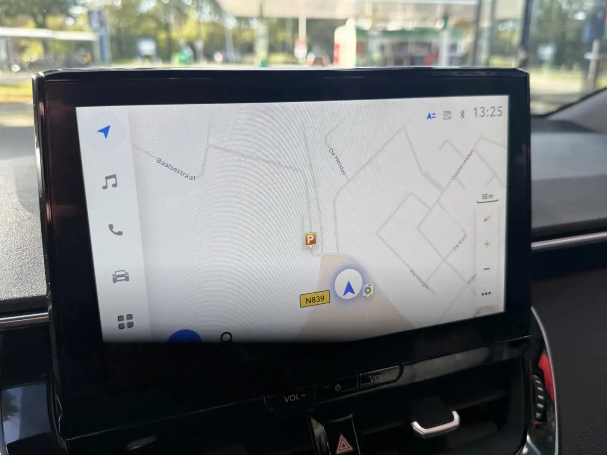 1.8 Hybrid | PDC + Camera|Climate control |Stoelverwarming | LM Velgen | Apple Carplay/Android Auto |