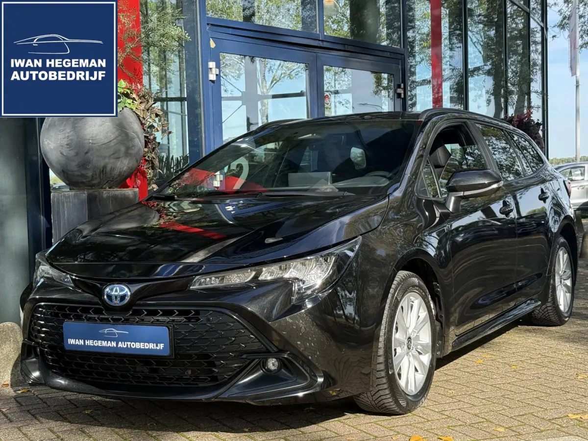 1.8 Hybrid | PDC + Camera|Climate control |Stoelverwarming | LM Velgen | Apple Carplay/Android Auto |