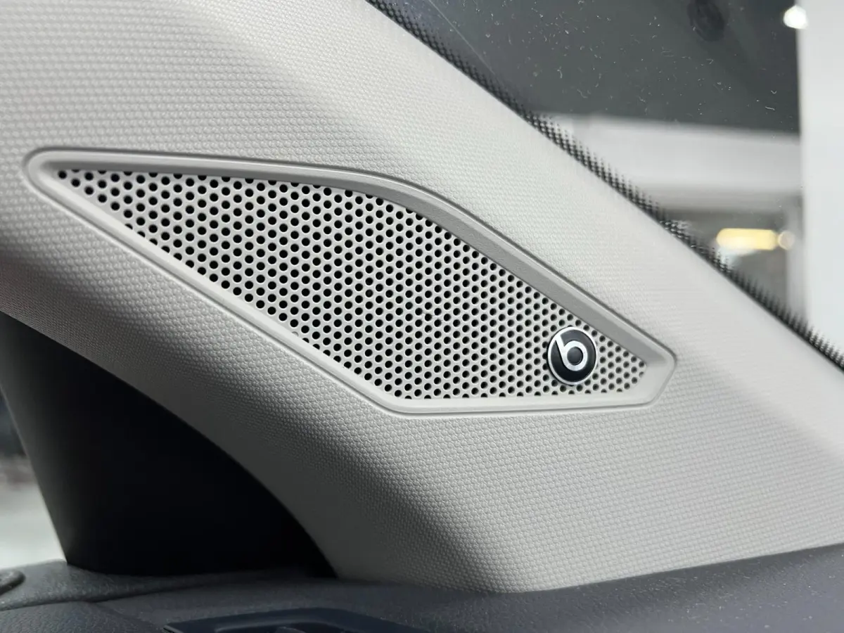 1.0 TSI R-Line |Virtual |ACC |BEATS | 116PK|