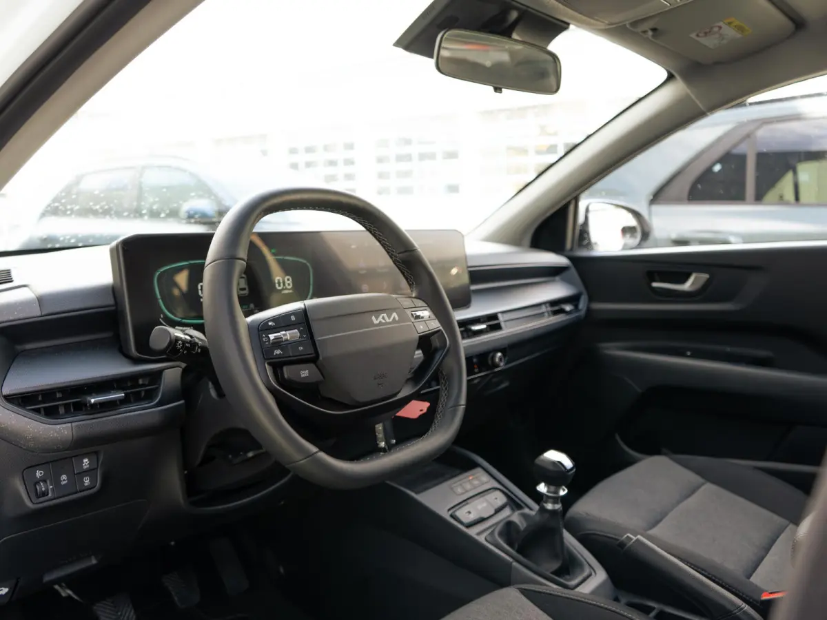 1.0 T-GDi MHEV DynamicLine
