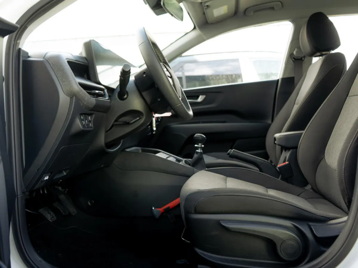 1.0 T-GDi MHEV DynamicLine