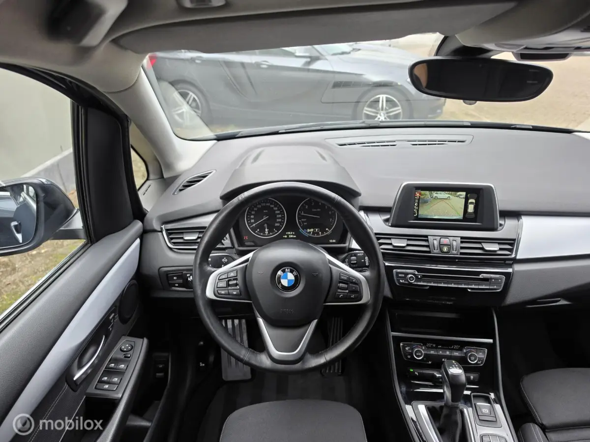 218i Executive Navi/Led/Trekhaak