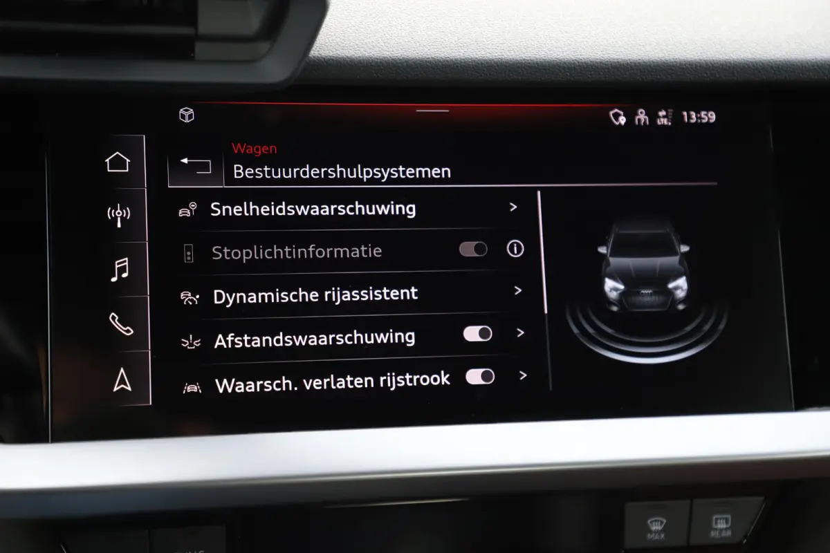 30 TFSI S edition Trekhaak Half Leder Rode Stiksels Navigatie Achteruitrijcamera Stoelverwarming Adaptive Cruise Carplay Android LMV S-Line