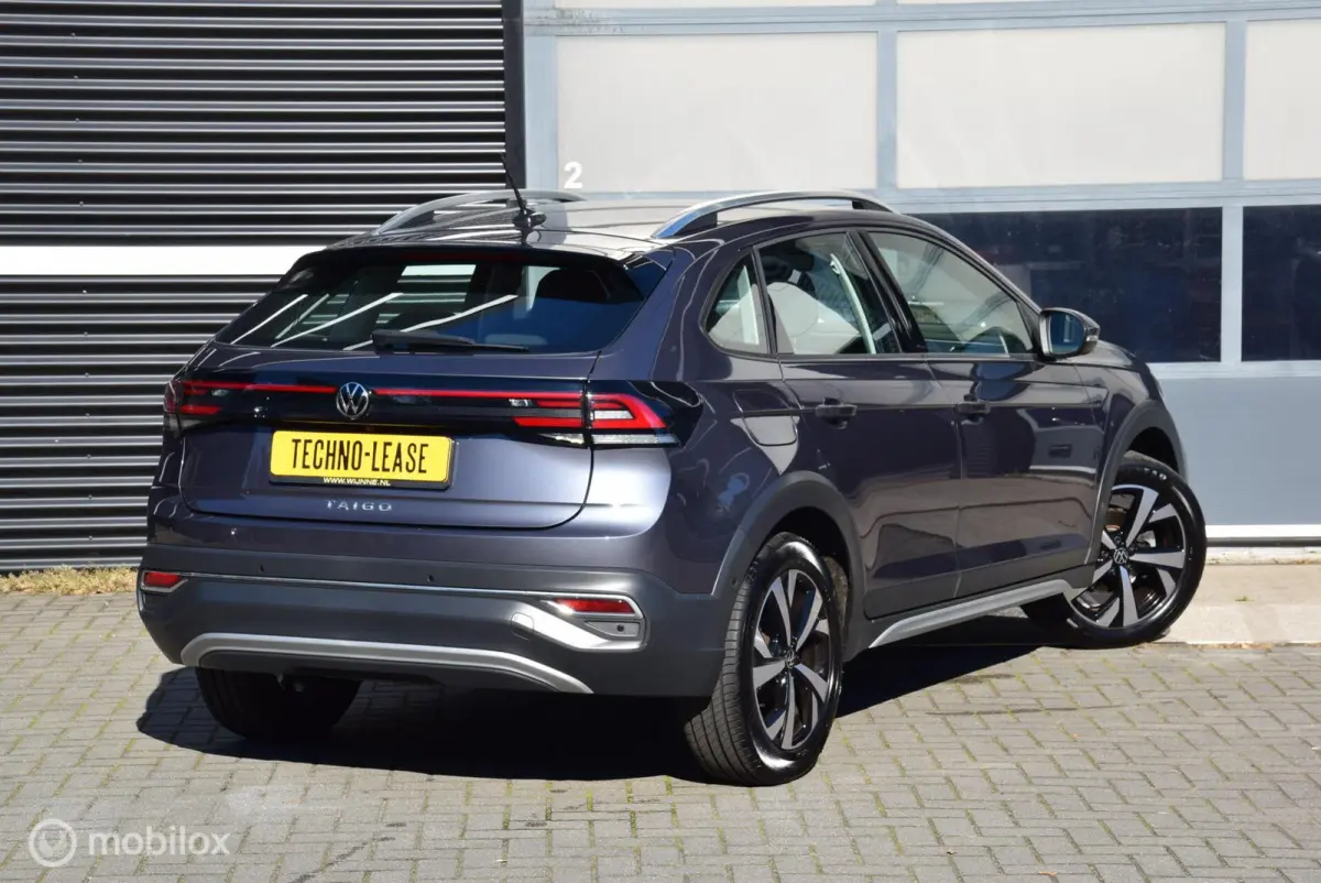 1.0 TSI Style Adaptive Cruise Apple Carplay Blind spot