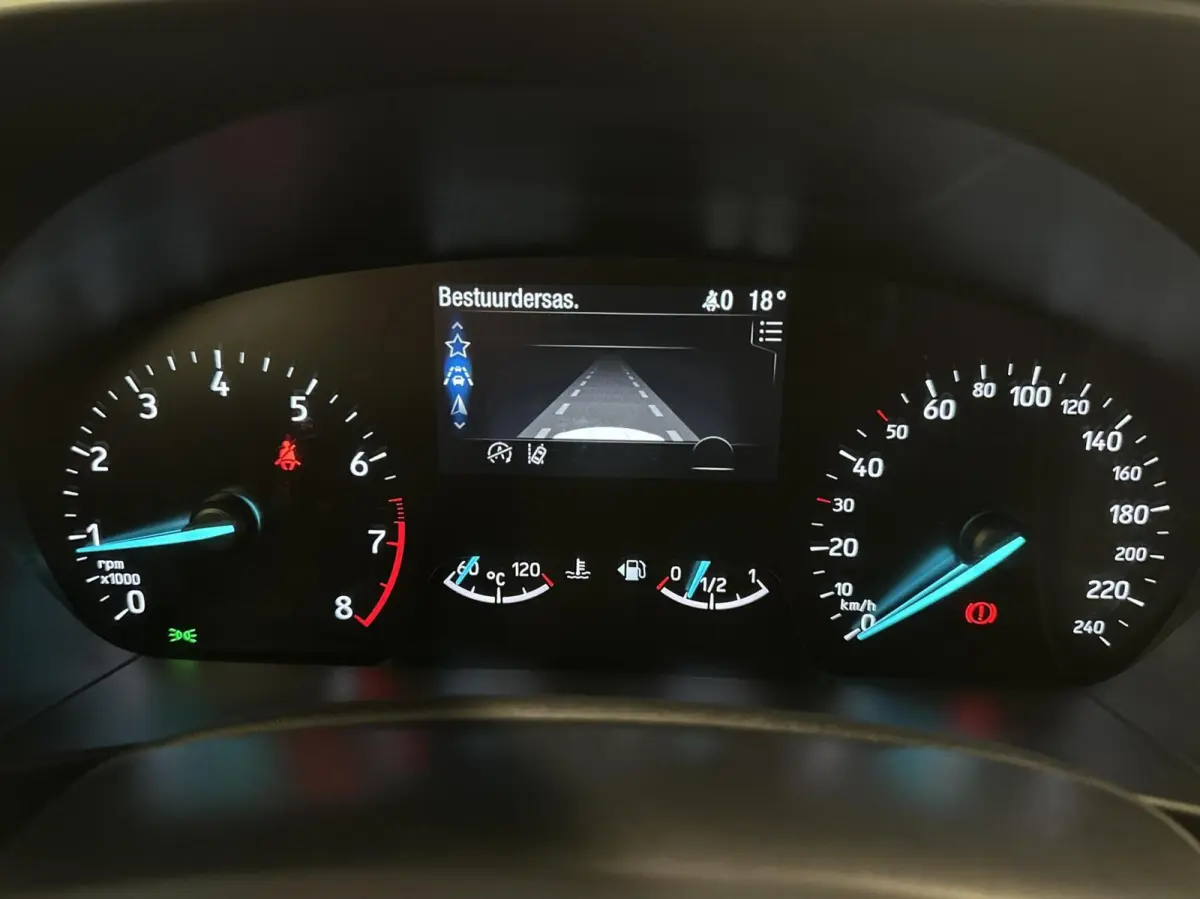 1.0 EcoBoost ST Line Business|Winterpack|Carplay|Navi|