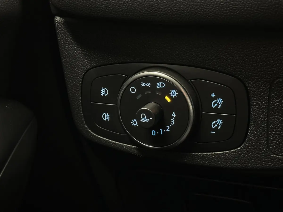 1.0 EcoBoost ST Line Business|Winterpack|Carplay|Navi|