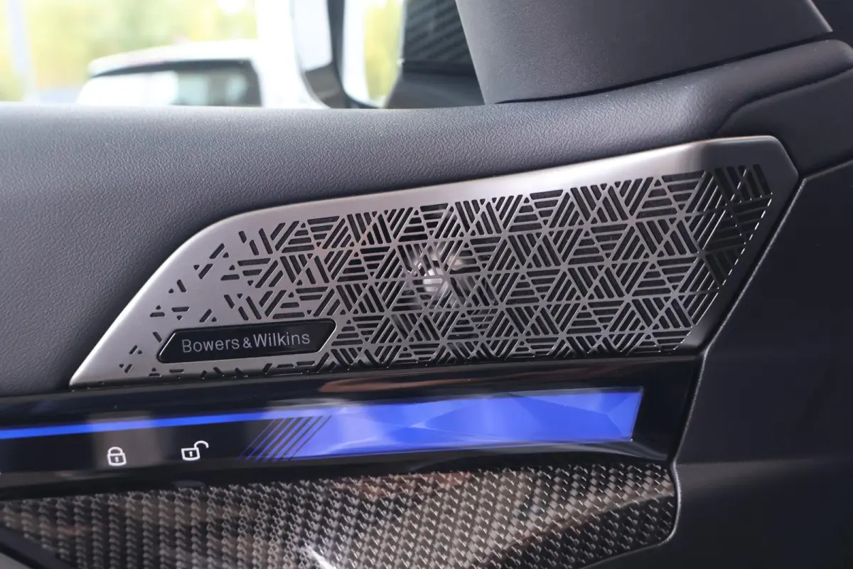 M5 | Driving Assistant Professional | Parking Assistant Professional | Bowers & Wilkins | M Drivers Pack | Panoramadak