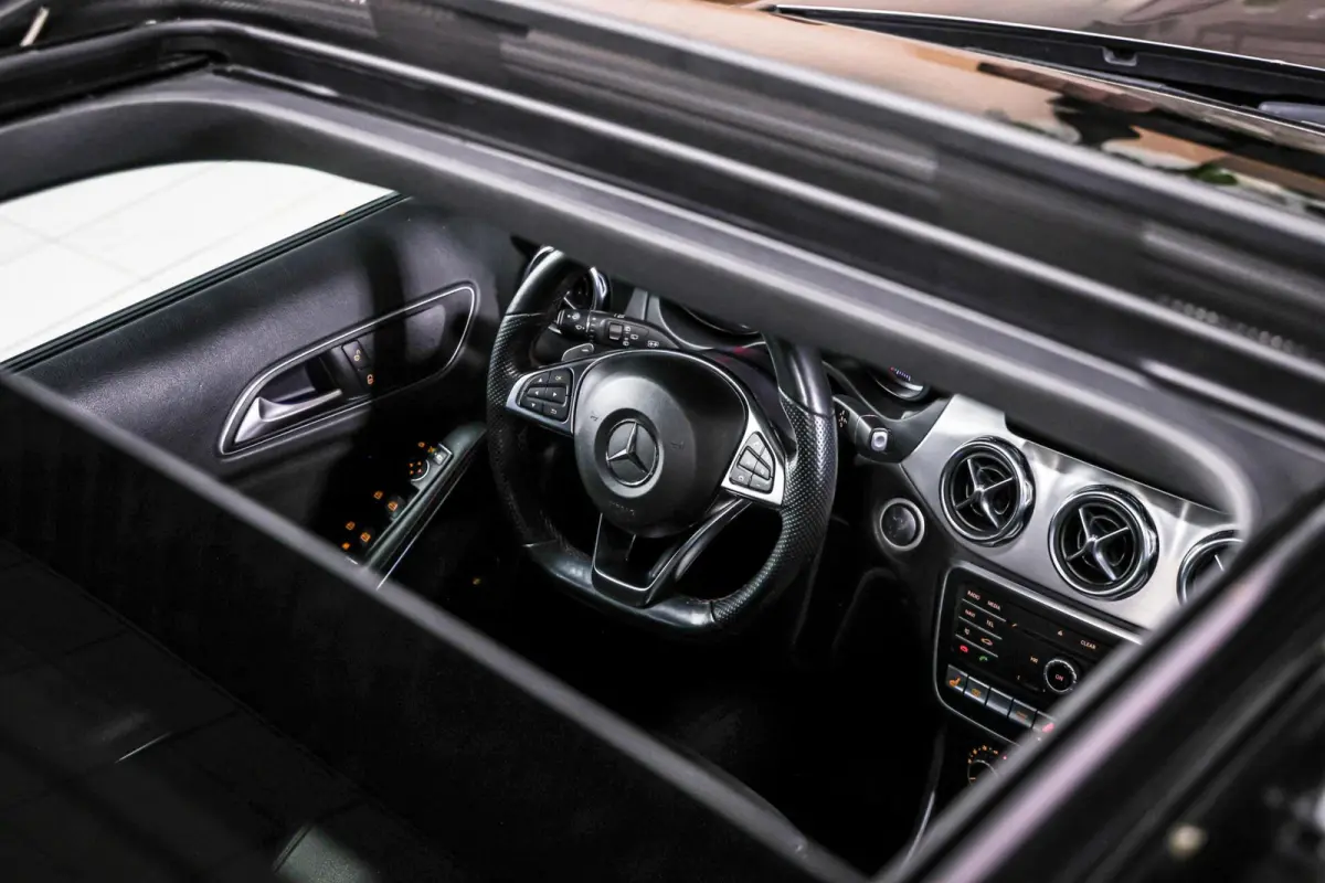 220 4MATIC AMG Line|Pano|Trekhaak|Carplay|Navi|
