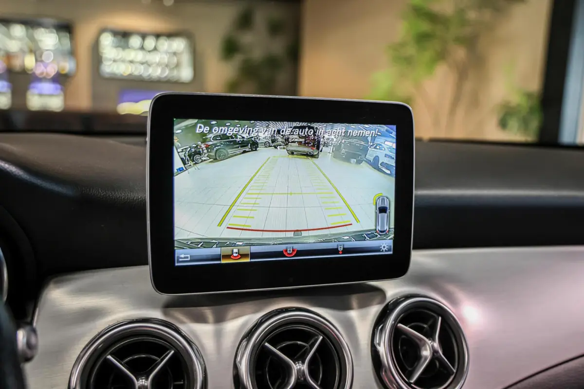 220 4MATIC AMG Line|Pano|Trekhaak|Carplay|Navi|