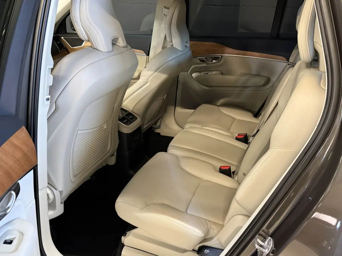 2.0 T8 Recharge AWD Inscription Long Range | 7-zits | Trekhaak | Camera