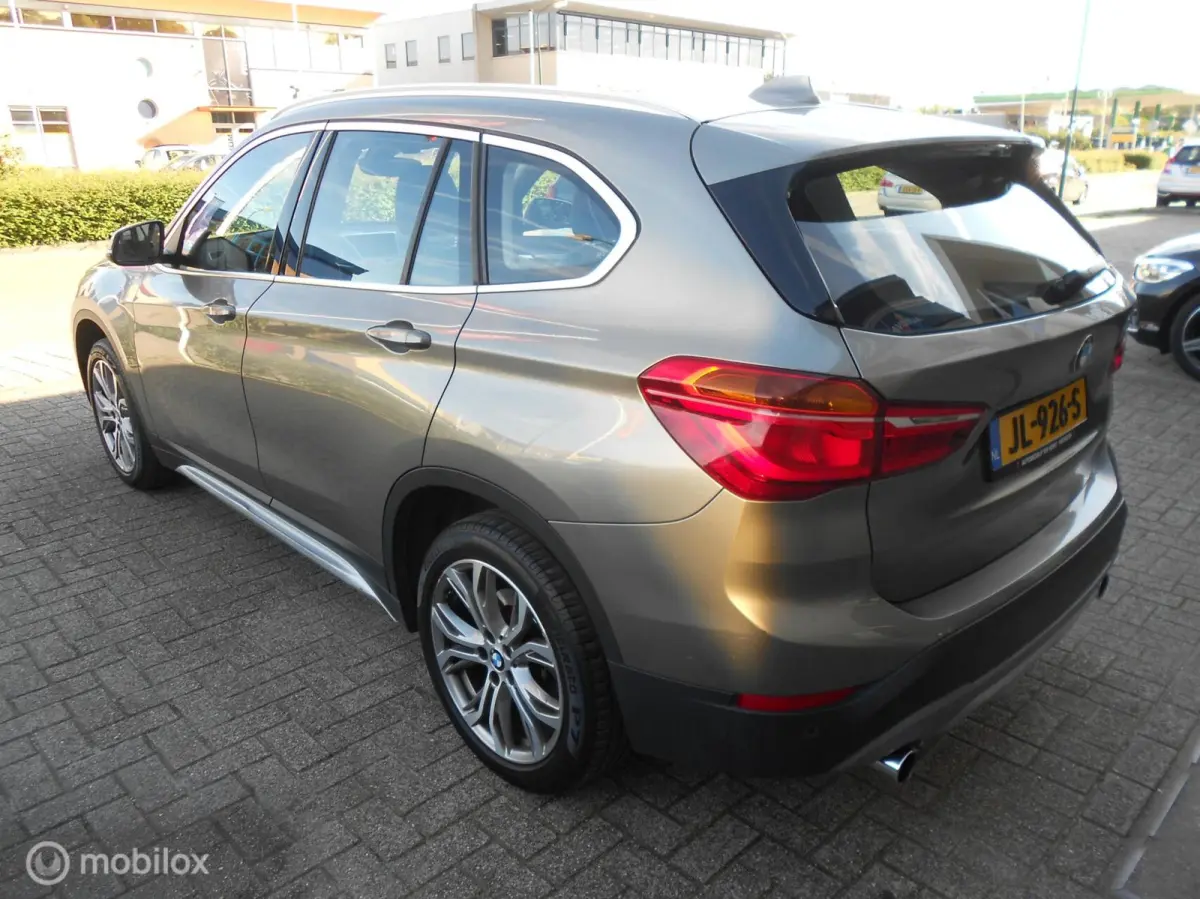 xDrive20i Centennial High Executive head- up display leer