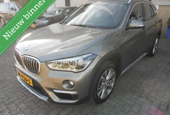 xDrive20i Centennial High Executive head- up display leer