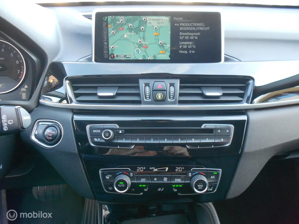 xDrive20i Centennial High Executive head- up display leer