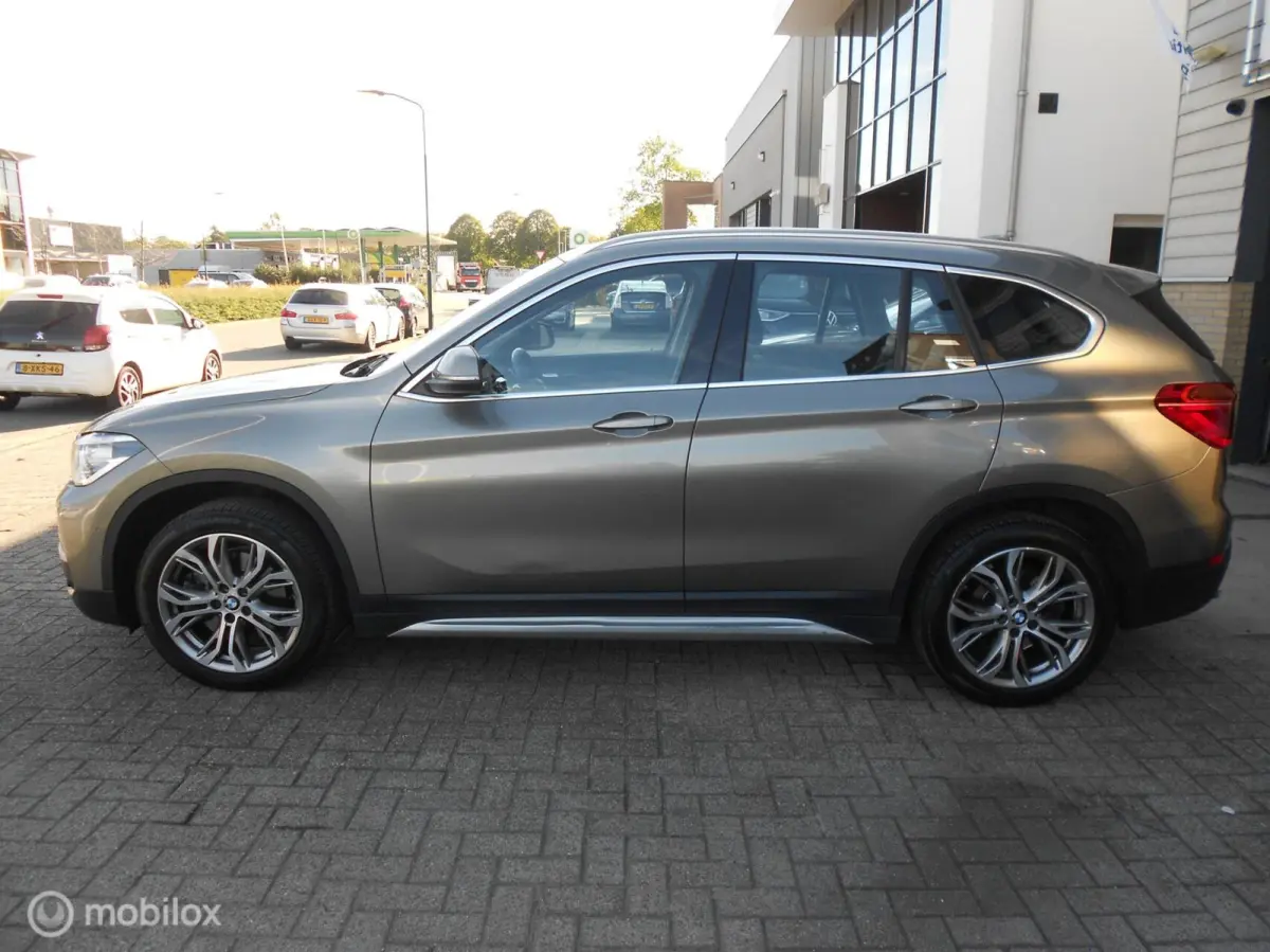 xDrive20i Centennial High Executive head- up display leer