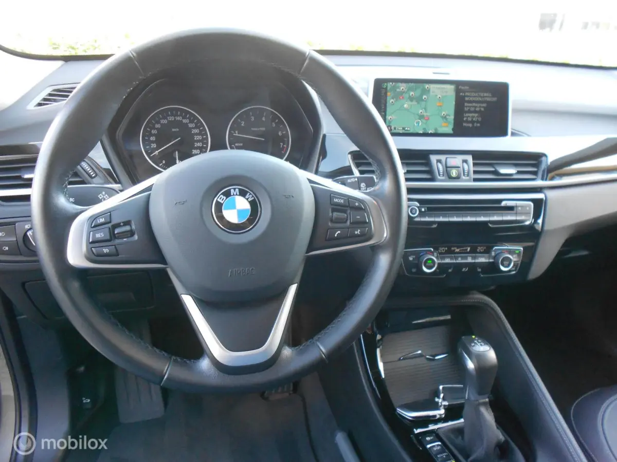 xDrive20i Centennial High Executive head- up display leer