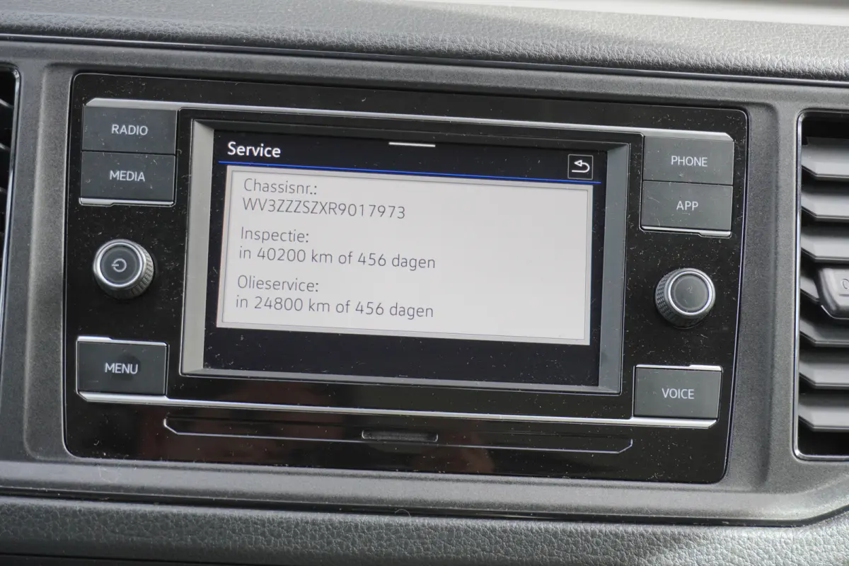 140pk Automaat Bakwagen Laadklep zijdeur Apple Carplay Airco Cruise control
