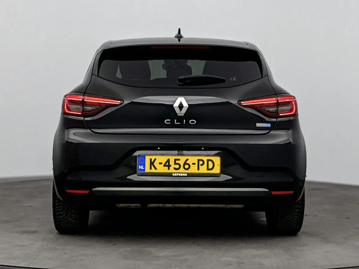E-Tech Hybrid 140pk Initiale Paris | 360 Camera | CarPlay | Stoel/Stuurverwarming | Dodehoekbewaking