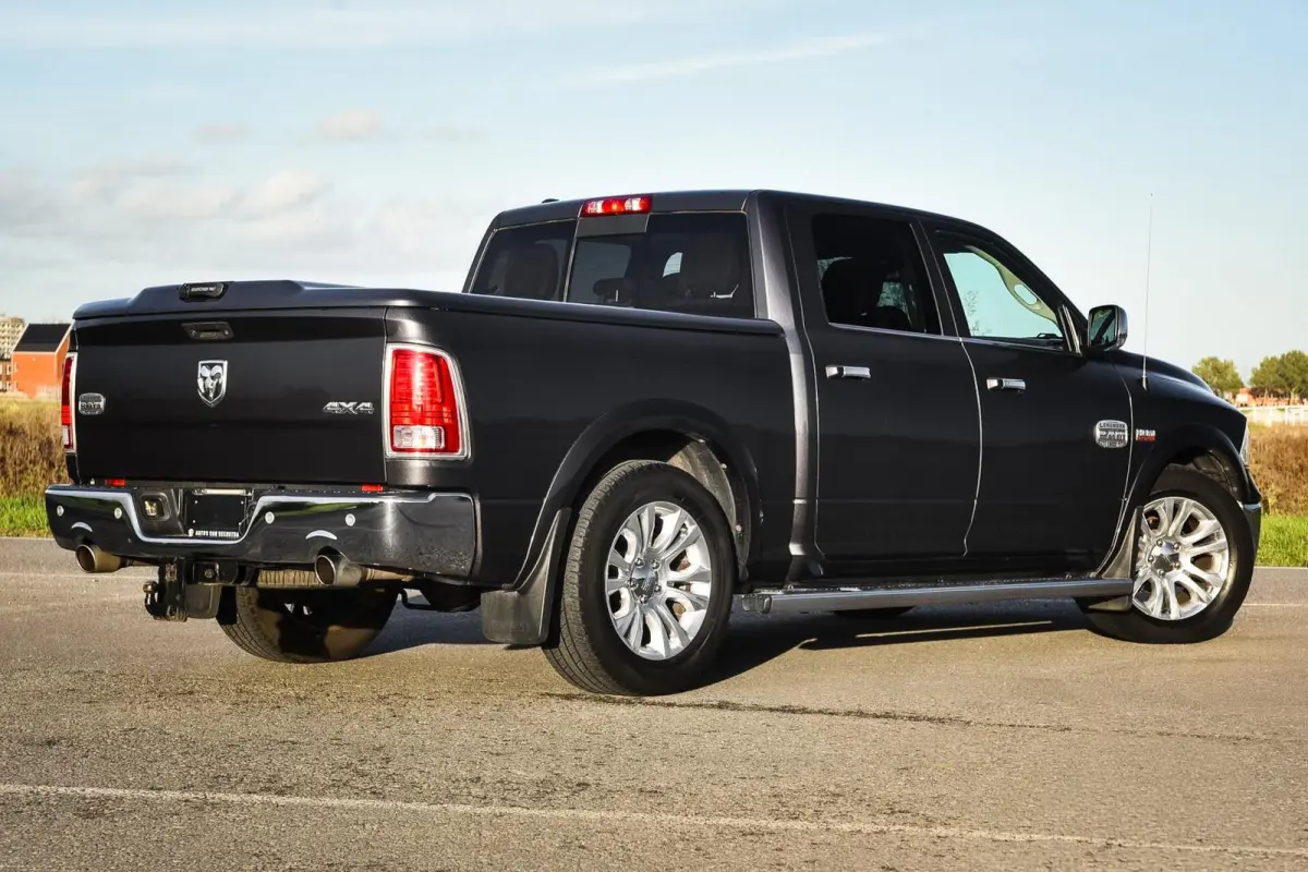 1500 4X4 5.7 V8 4x4 Crew Cab Laramie