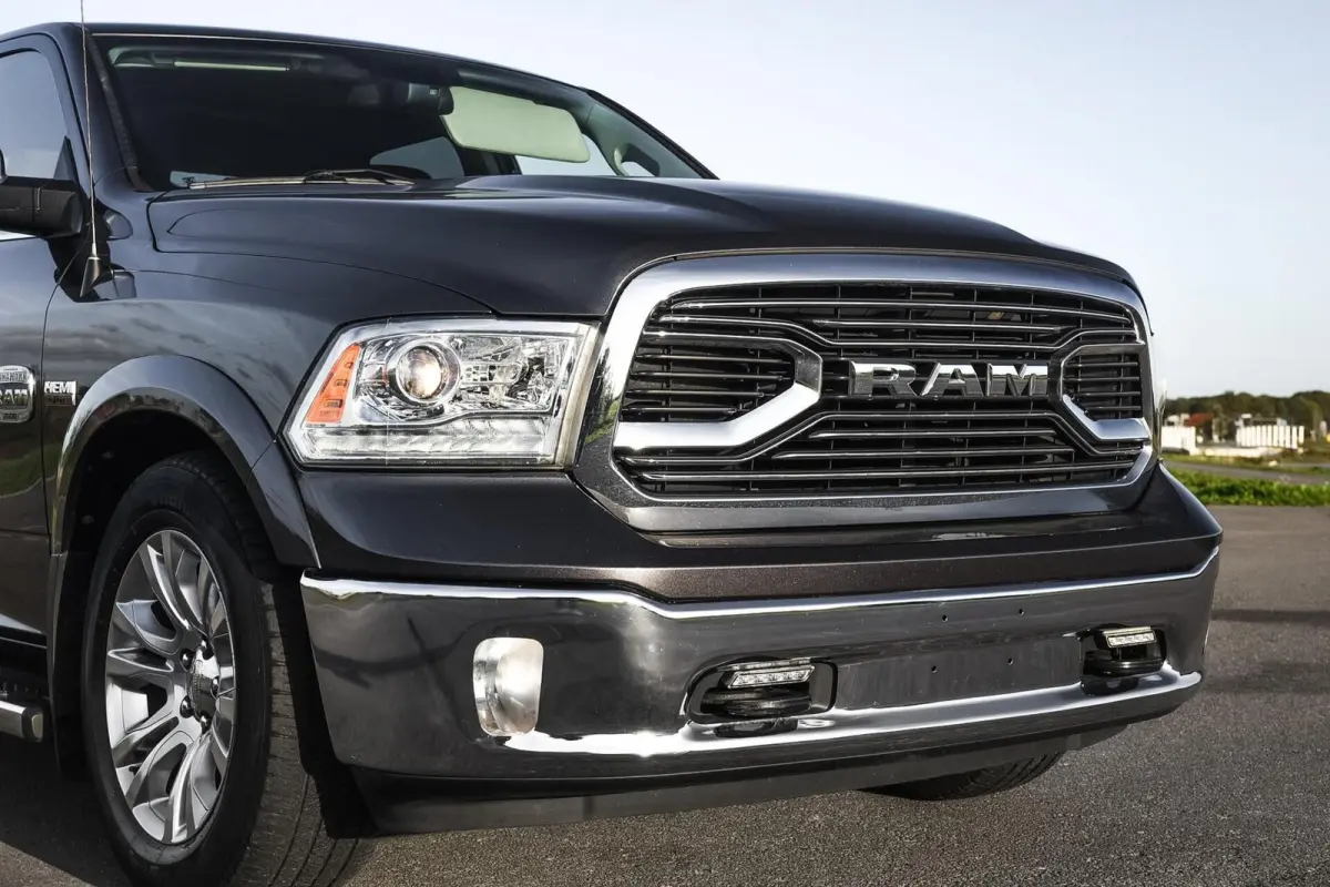 1500 4X4 5.7 V8 4x4 Crew Cab Laramie