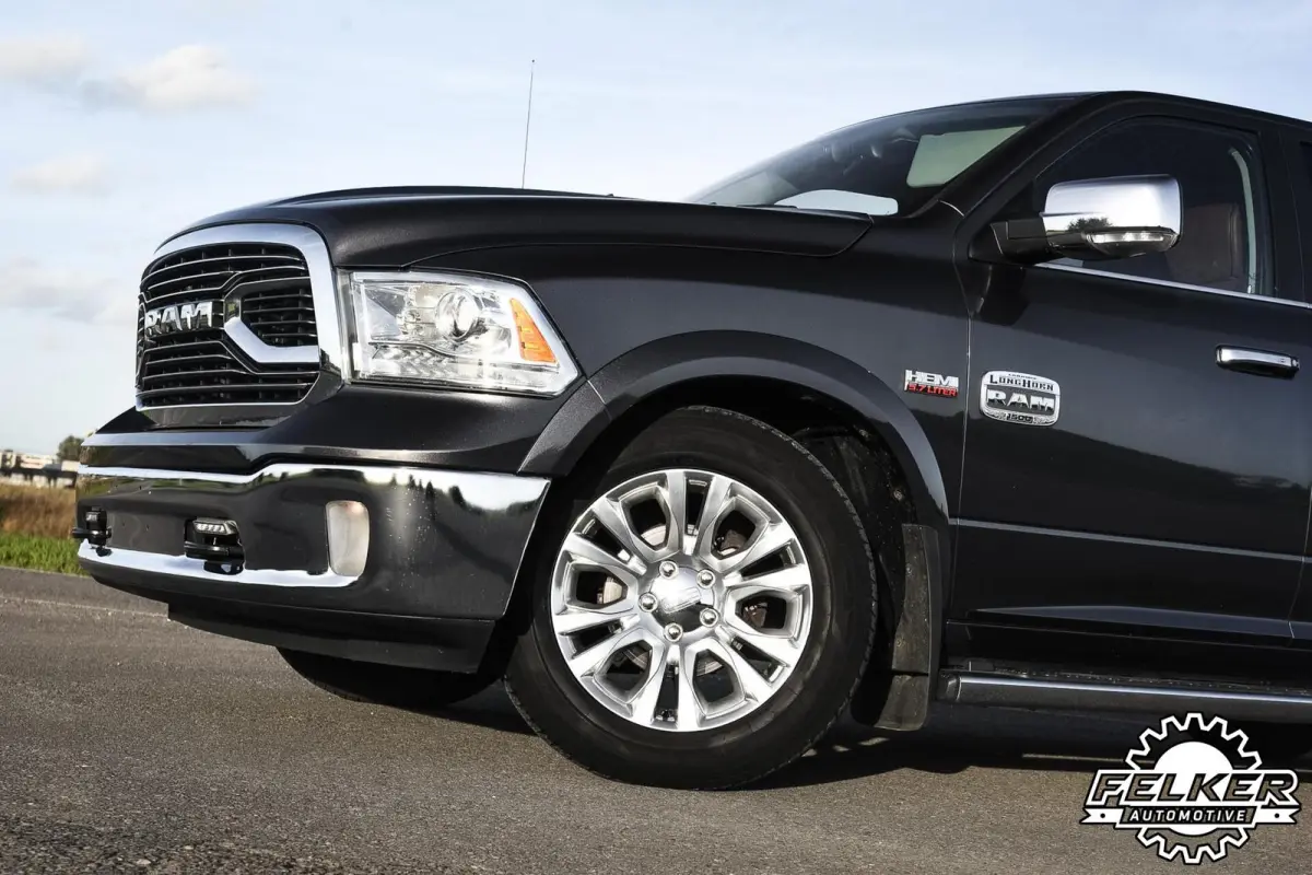 1500 4X4 5.7 V8 4x4 Crew Cab Laramie