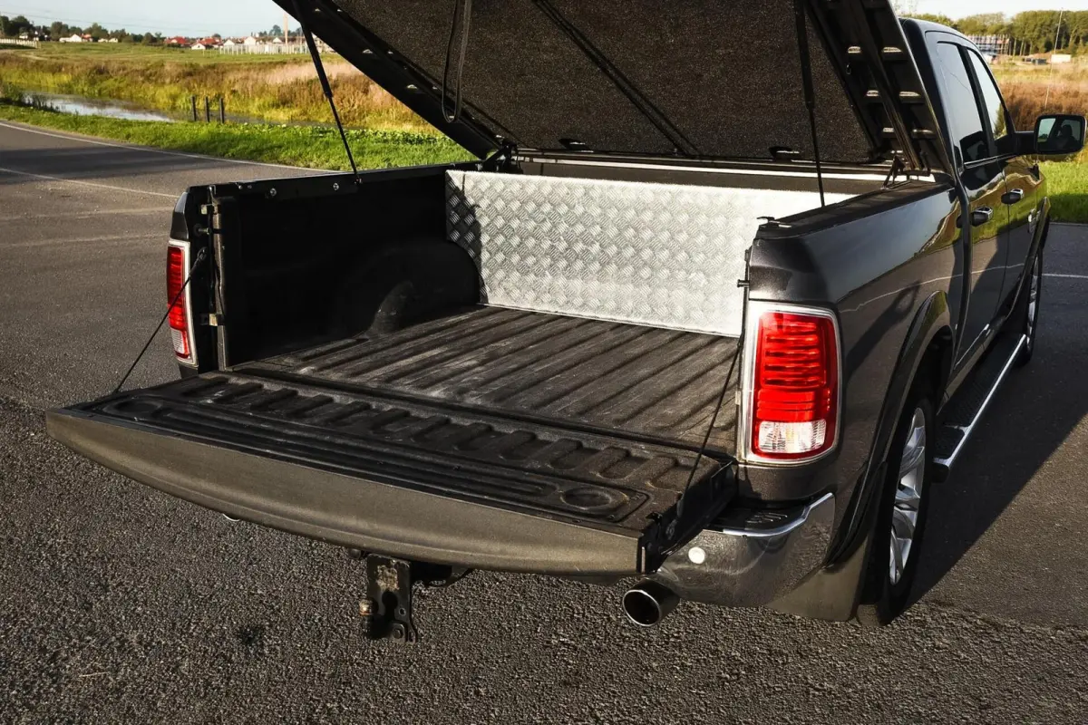 1500 4X4 5.7 V8 4x4 Crew Cab Laramie