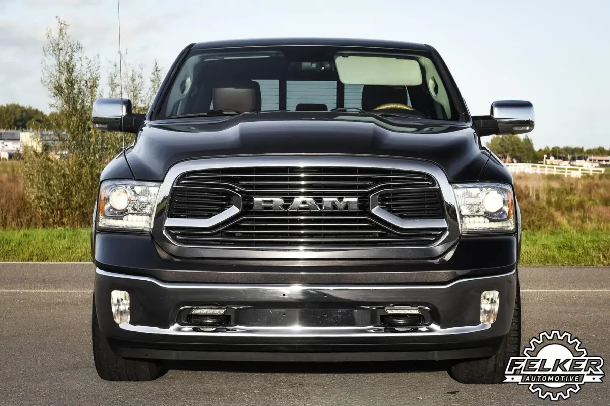 1500 4X4 5.7 V8 4x4 Crew Cab Laramie