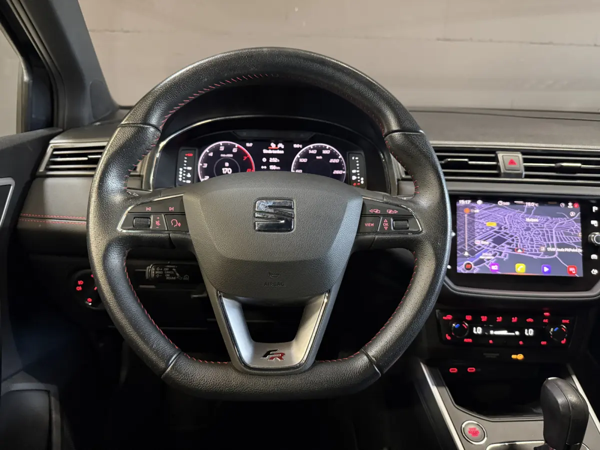 1.0 TSI FR Business Intense Plus | Camera | Apple Carplay
