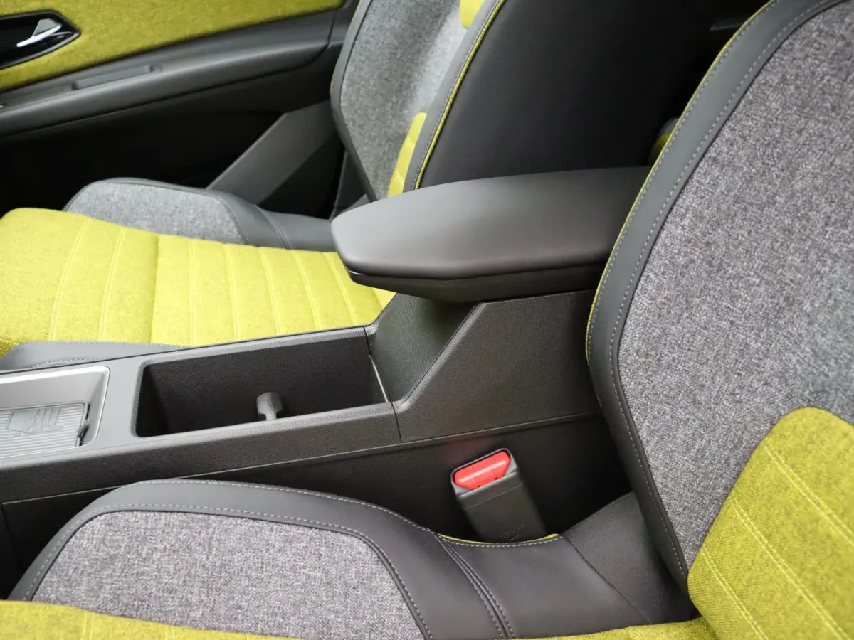 urban range iconic cinq 40 kWh | Vijf jaar garantie | Harman kardon | Blind spot warning |