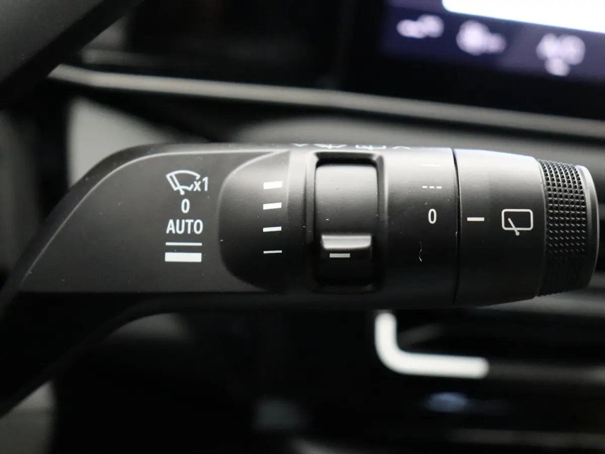 urban range iconic cinq 40 kWh | Vijf jaar garantie | Harman kardon | Blind spot warning |