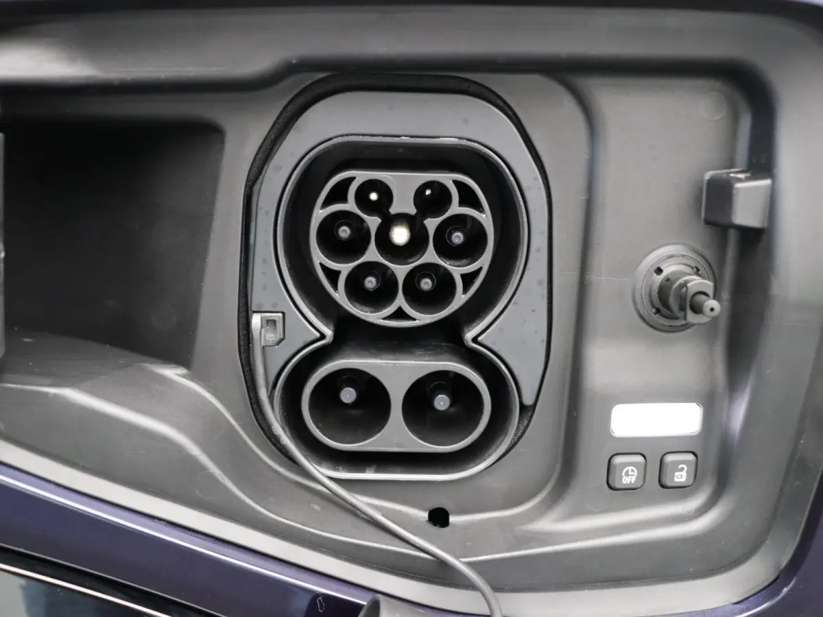 urban range iconic cinq 40 kWh | Vijf jaar garantie | Harman kardon | Blind spot warning |