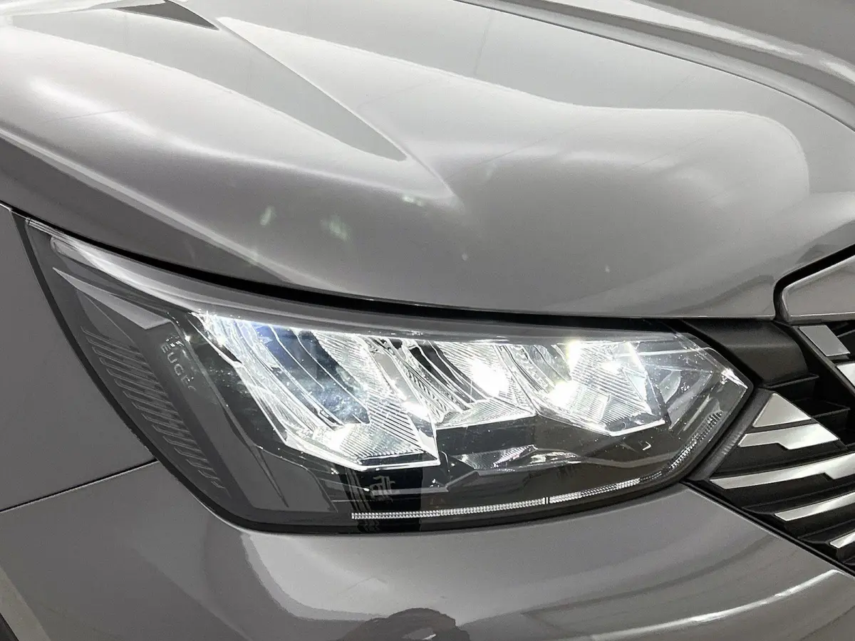 SUV Allure Hybrid 145pk Automaat | Navigatie | 360° Camera | Climate Control | Adaptieve Cruise Control | Parkeersensoren v+a | Keyless | Dodehoeksensor | Draadloze Apple Carplay / Android 