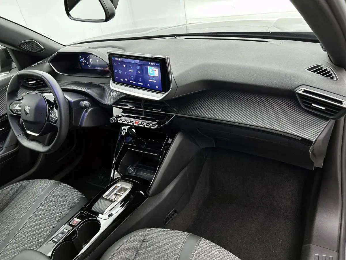 SUV Allure Hybrid 145pk Automaat | Navigatie | 360° Camera | Climate Control | Adaptieve Cruise Control | Parkeersensoren v+a | Keyless | Dodehoeksensor | Draadloze Apple Carplay / Android 