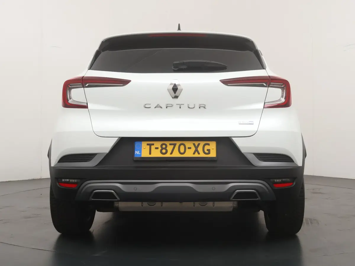 R.S. Line E-Tech Plug-in Hybrid 160 | Stoelverw. | achteruitrijcamera | groot navigatie |