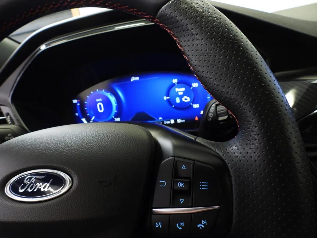 2.5 PHEV Plug-In ST-Line X TREKH./NAVI/SCHUIFDAK/LED/B&O/18"LMV!